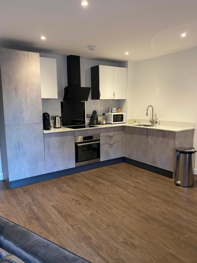 Icona - Brand New City Centre Apartment Йорк Экстерьер фото
