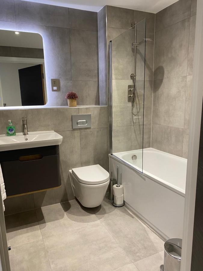 Icona - Brand New City Centre Apartment Йорк Экстерьер фото